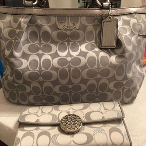 Coach signature tote and matching wallet